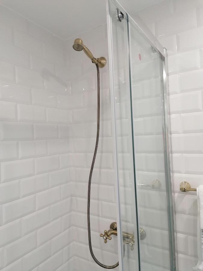 Piso Deluxe En El Centro Con Ascensor Apartment Castro Urdiales Bagian luar foto
