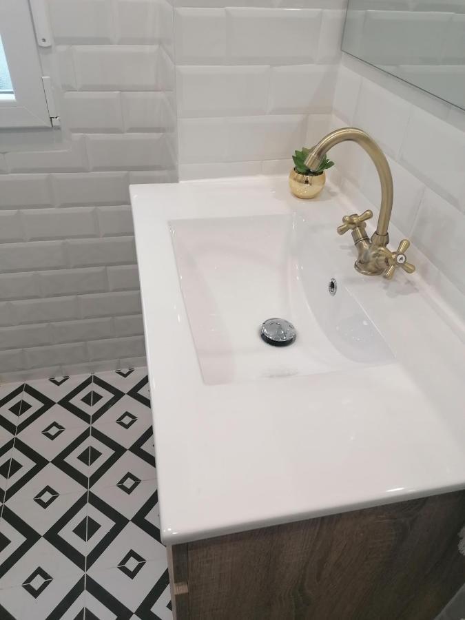 Piso Deluxe En El Centro Con Ascensor Apartment Castro Urdiales Bagian luar foto