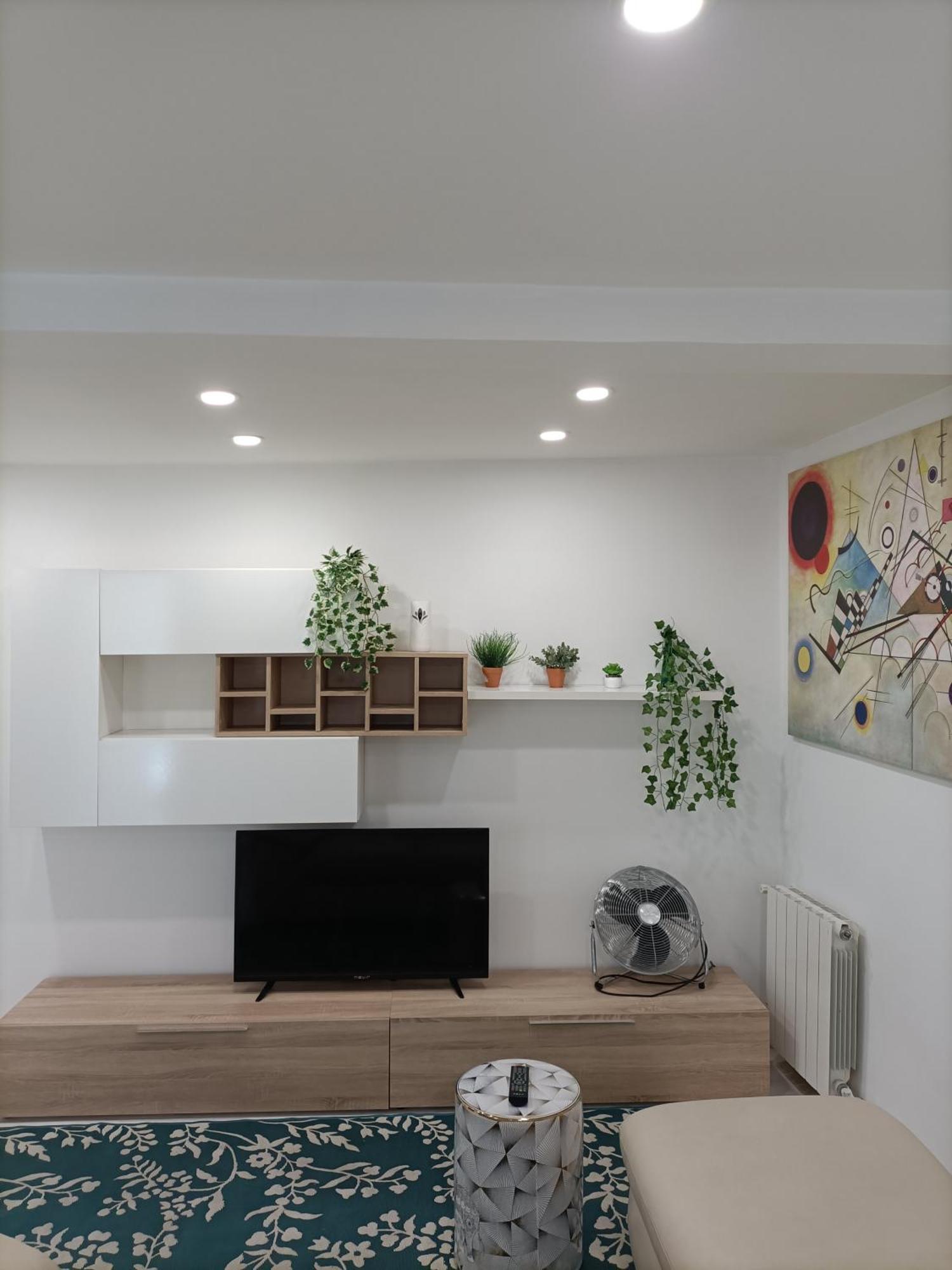 Piso Deluxe En El Centro Con Ascensor Apartment Castro Urdiales Ruang foto